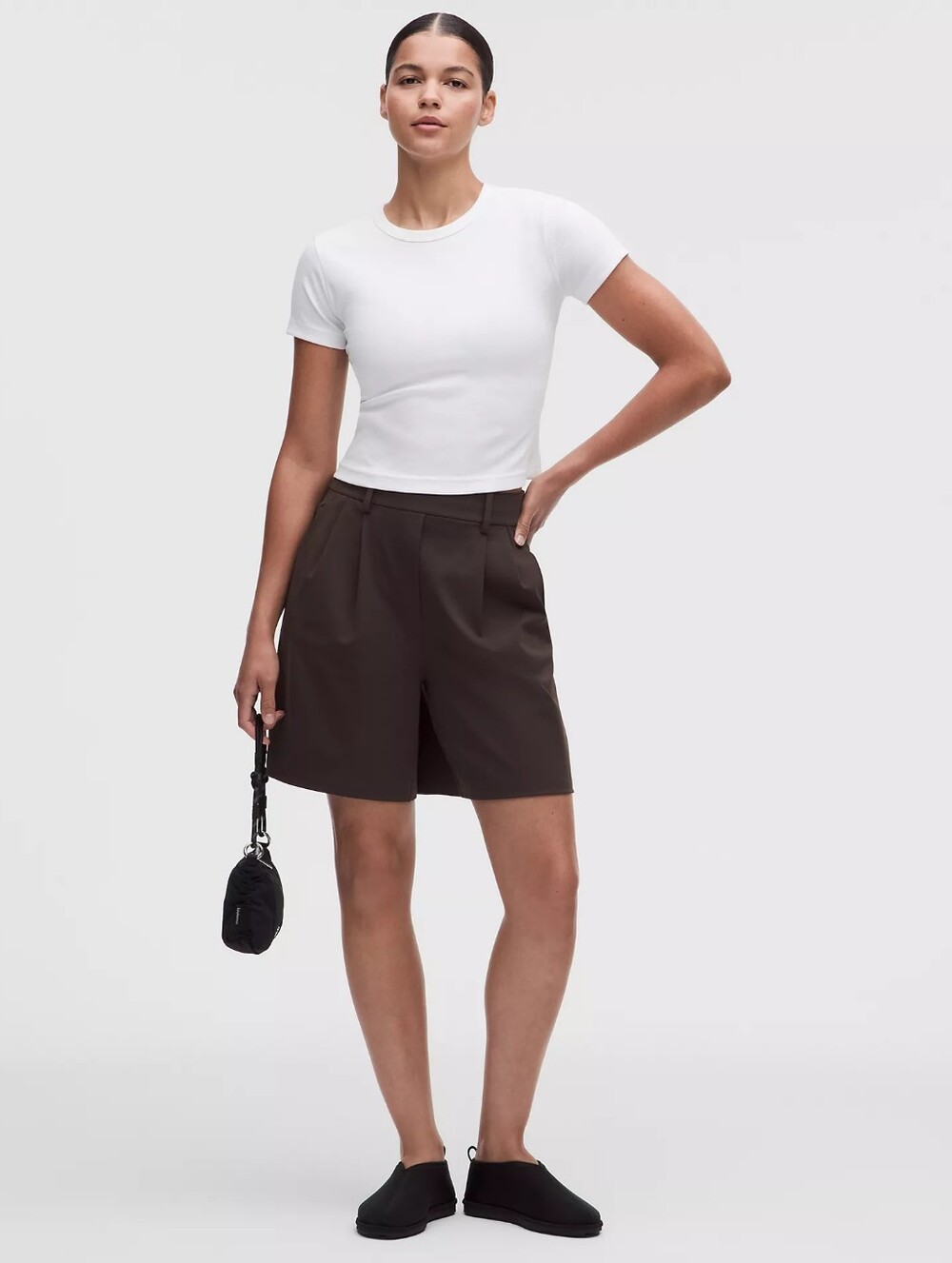 Daydrift Pleated High-Rise Short 7" Mahogany Muse Size M